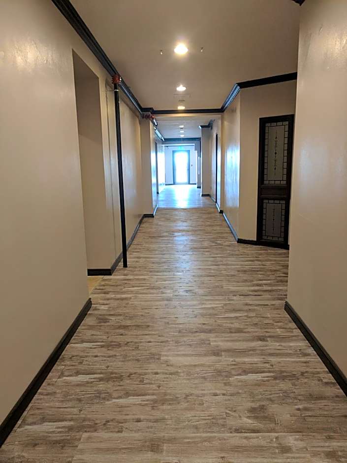 Royal Inn and Suites at Guelph