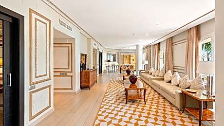 Presidential Suite A