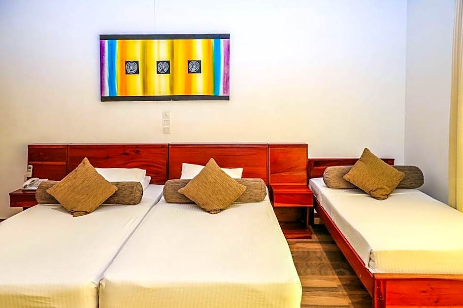 Oak Ray Regency Hotel