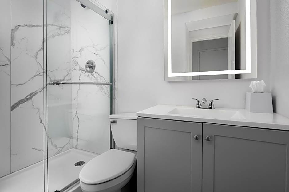 Four Points By Sheraton Kansas City Airport