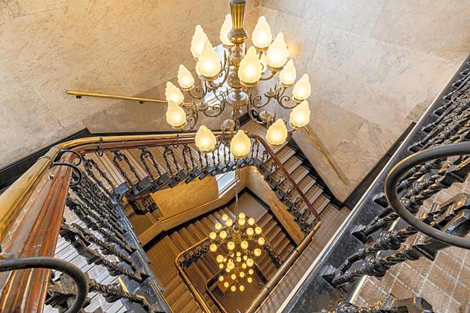 The Sir Thomas Hotel