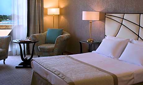 Executive Double Room with Lake View