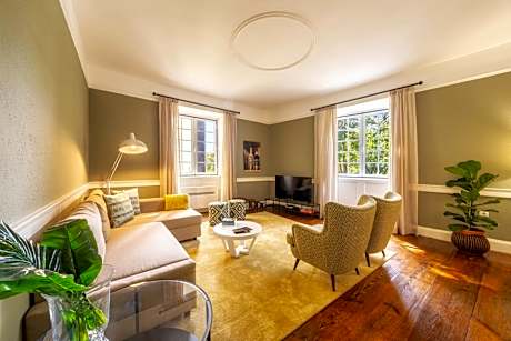 The Wine Lodges by An Island Apart