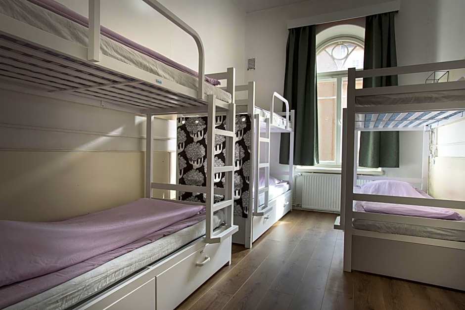 Hostel Diana Park