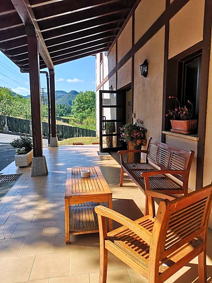 Hotel Ibaigune