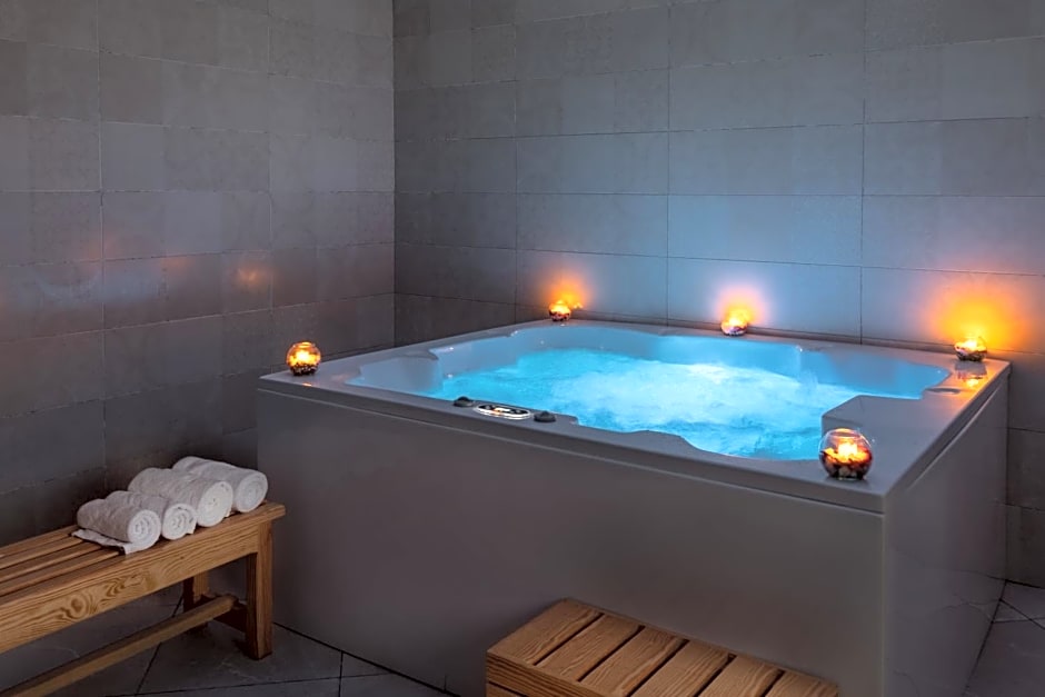 Rhactus Hotel, New Alamein