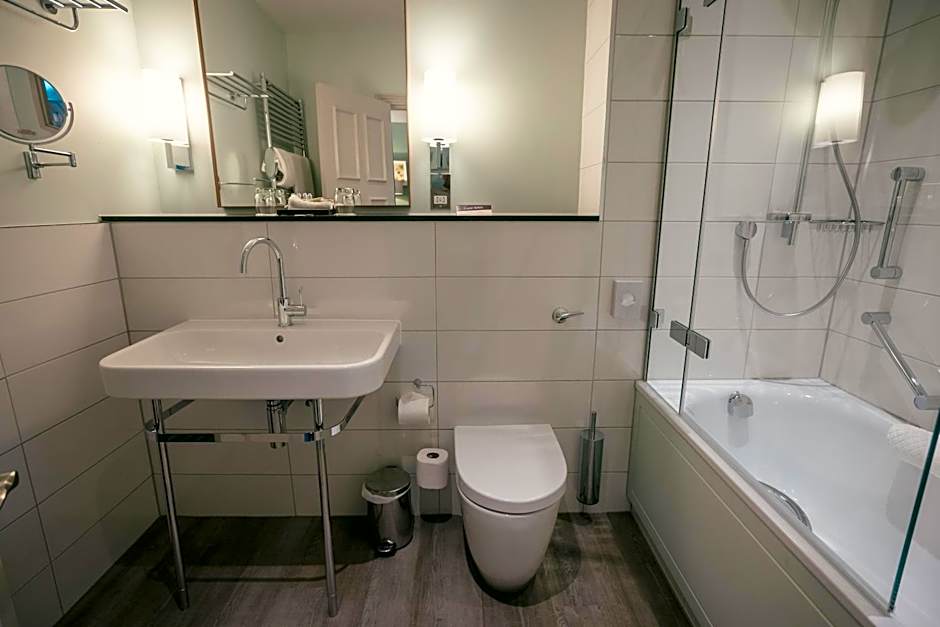 Hogarths Stone Manor