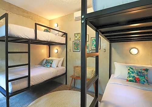 Kosta Hostel Seminyak