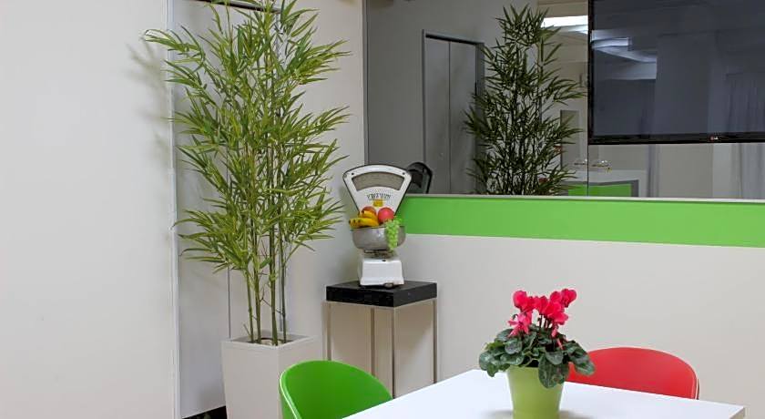 1926 Designed ApartHotel