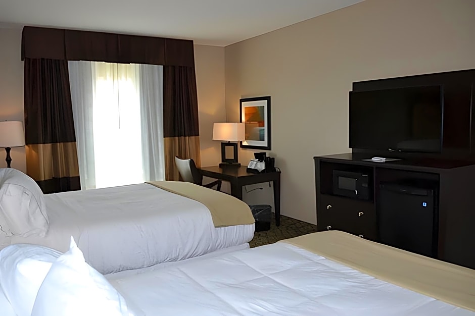 Holiday Inn Express Hotel And Suites St Joseph