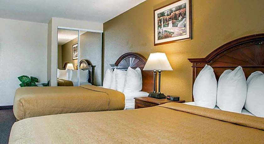 Quality Inn & Suites Franklin