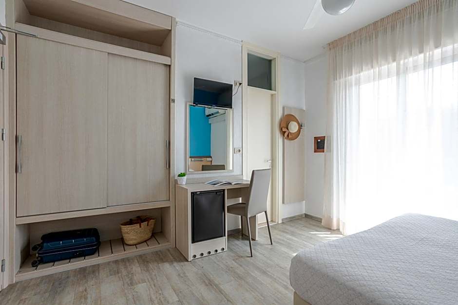 Hotel La Brezza frontemare