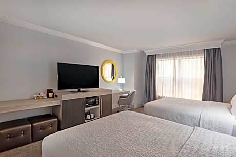 Room with Two Queen Beds - Non-Smoking