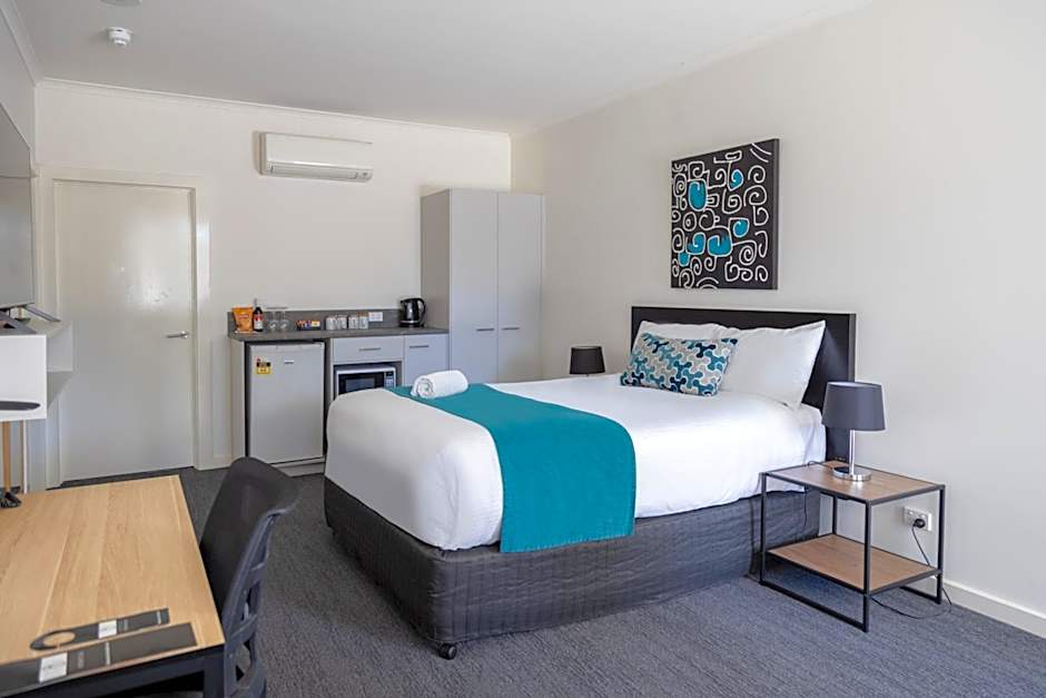 Bairnsdale International