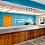 Days Inn & Suites by Wyndham Castle Rock