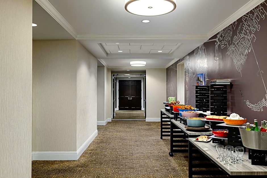 Courtyard by Marriott Charleston Historic District