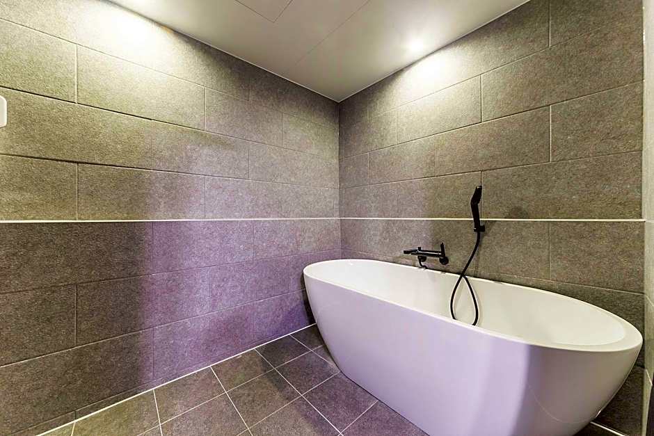 Anyang Premier Hotel XYM