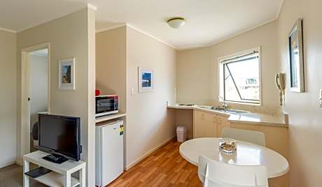 One-Bedroom Apartment with Spa Bath