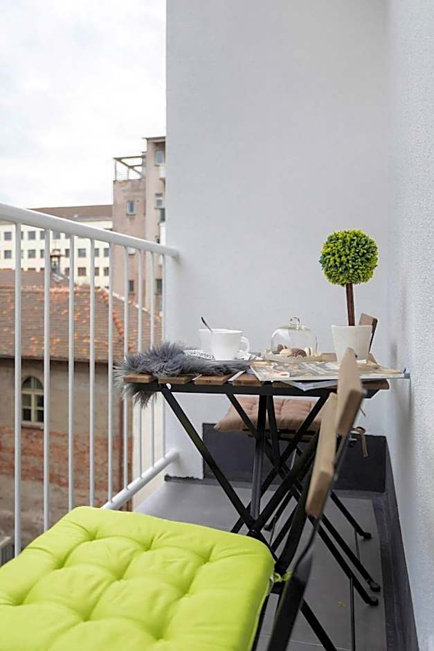 Lux Nest I City Apartment URBAN STAY