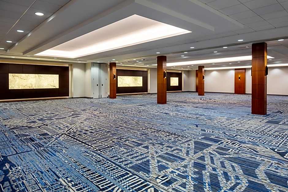 DoubleTree by Hilton Hotel & Suites Pittsburgh Downtown