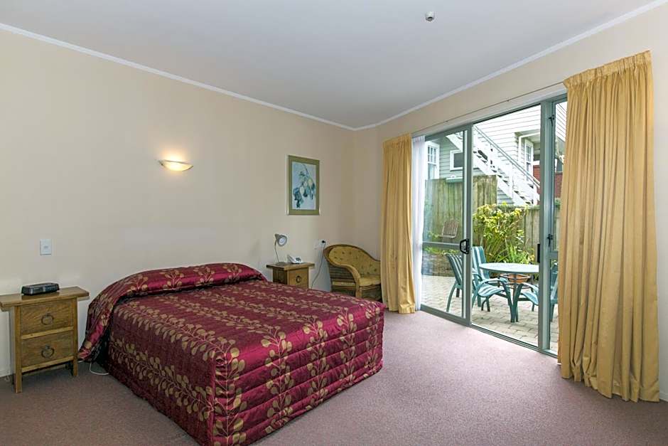 Asure Fernhill Motor Lodge