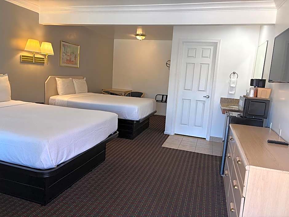 Lark Motel Willits