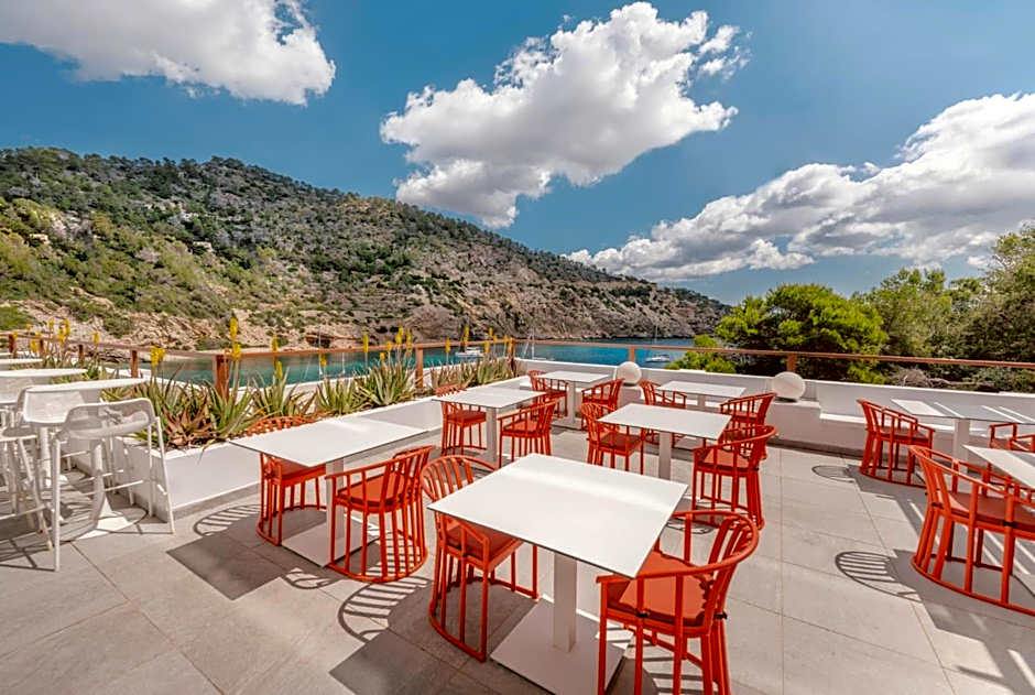 Palladium Hotel Cala Llonga - Adults Only