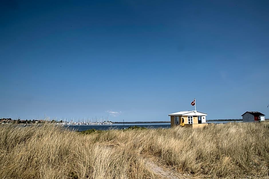 Femmasteren Hotel & Hostel