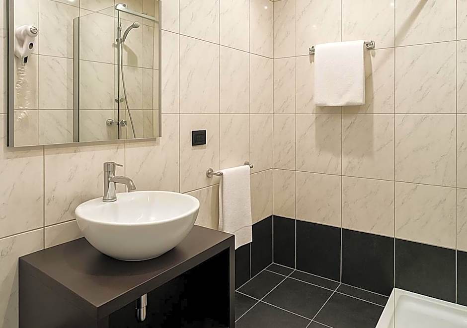 Sechi Hotel Milano with parking