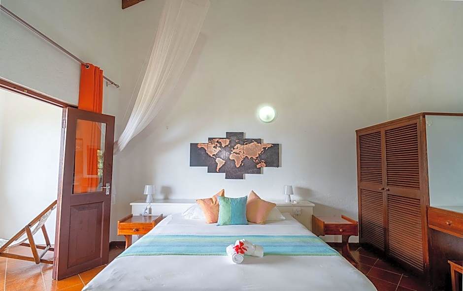 La Residence Villas & Studios