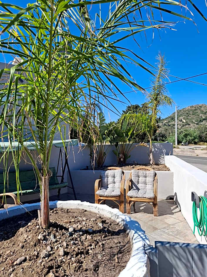 Peter's Place Studios & Suites