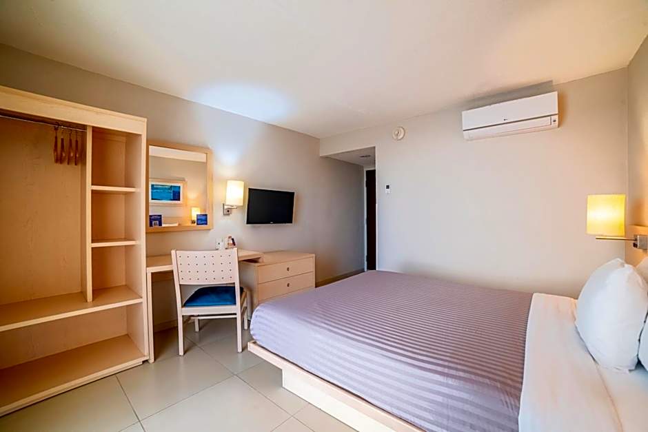 City Express by Marriott Ciudad del Carmen