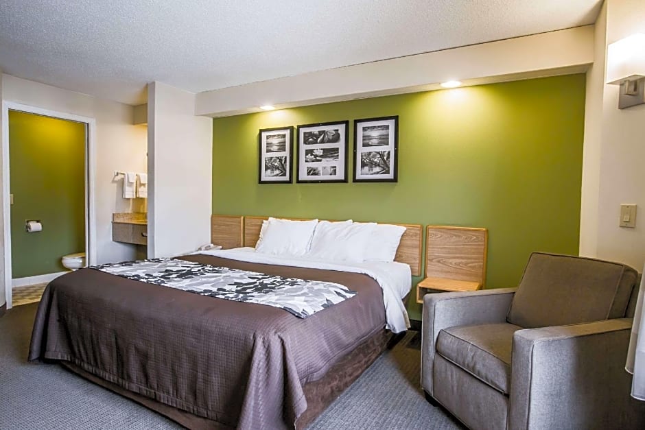 Rodeway Inn Austell Six Flags