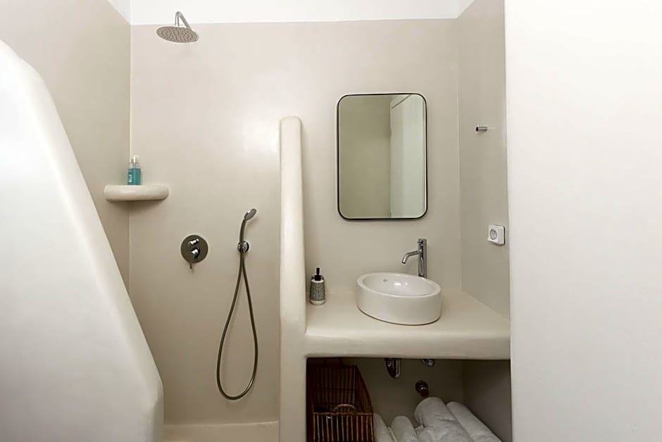 Archon Seaside Retreat