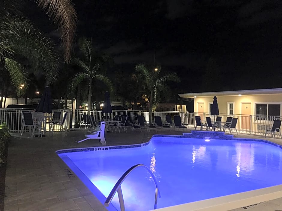 Curtis Inn & Suites