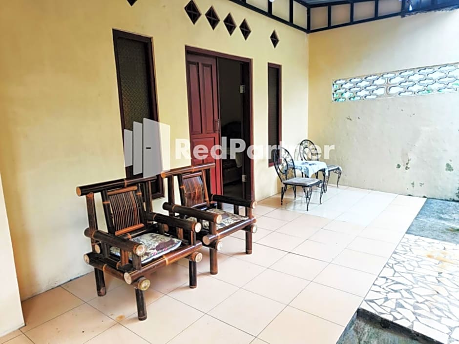 Hotel Anita Baturaden Mitra RedDoorz