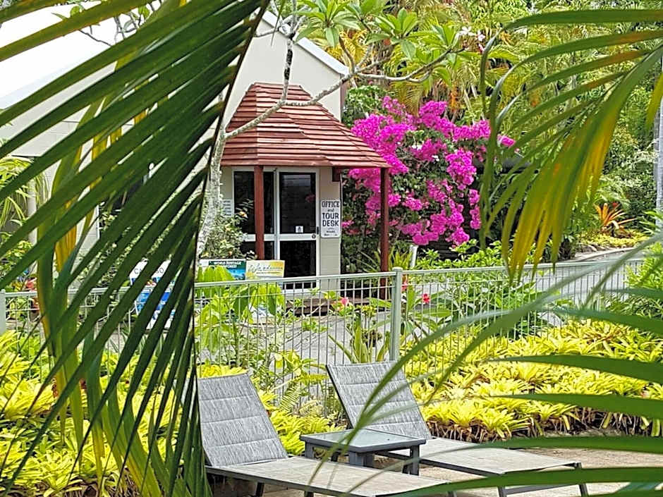 Mango Tree Holiday Apartments