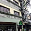 Golden Valley Hotel