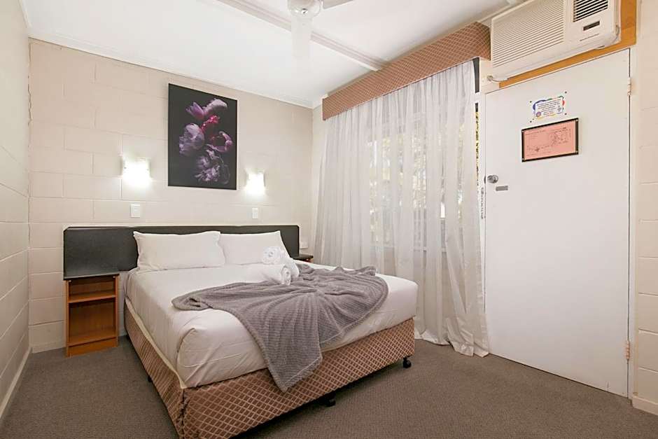 South Gladstone Motel