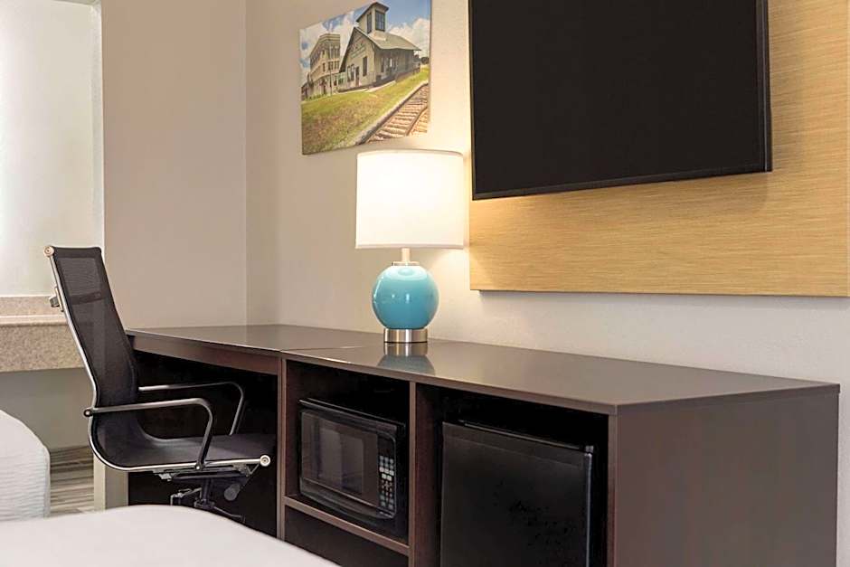 Baymont by Wyndham Emporia VA