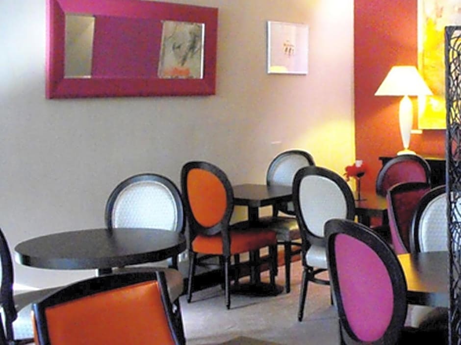 LOGIS HOTEL LES CAPUCINS