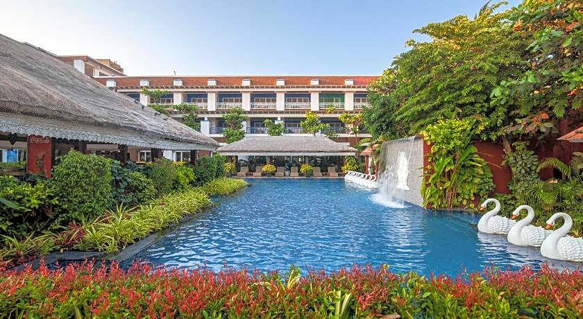 Mayfair Waves Resort