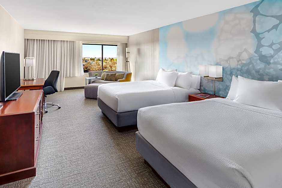 Courtyard by Marriott Roseville Galleria Mall/Creekside Ridge Drive