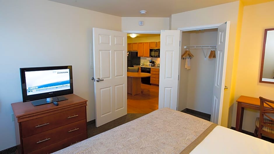 Candlewood Suites Springfield By IHG