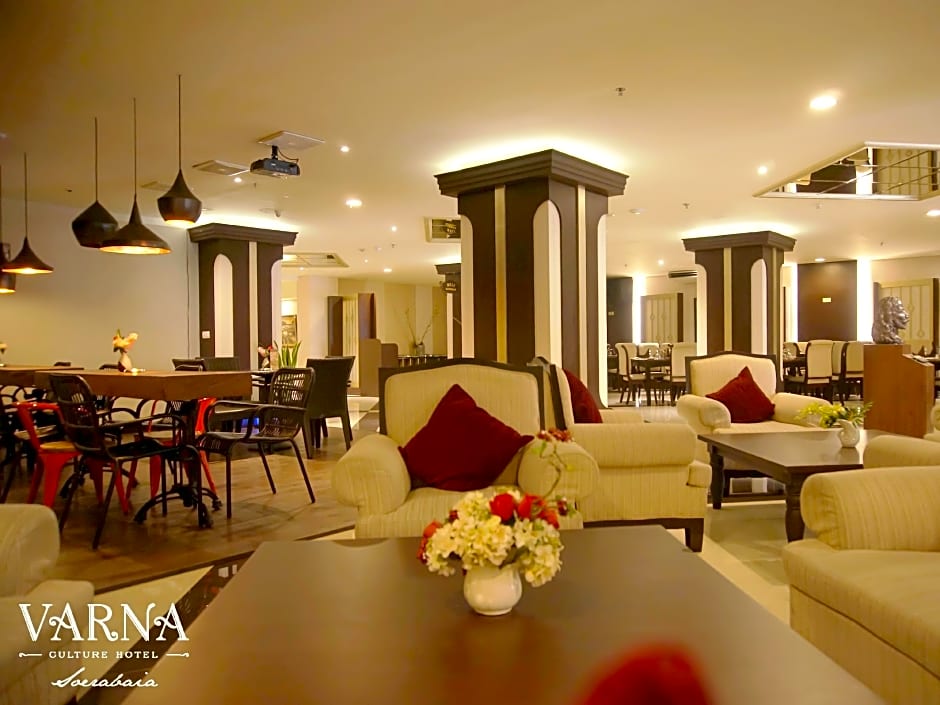 Varna Culture Hotel Soerabaia