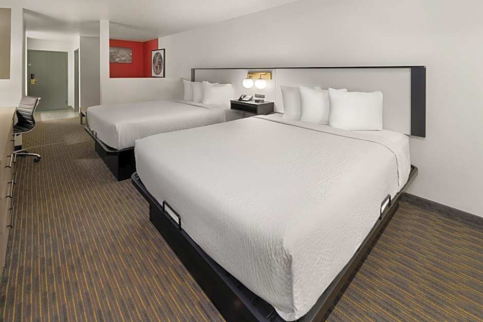 SYLO Hotel Denver Airport, a Ramada by Wyndham