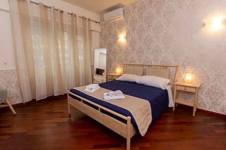Aurelio Deluxe Rooms