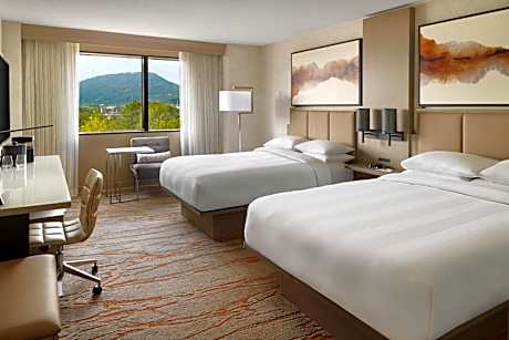 Double Room with Two Double Beds - Hearing Accessible