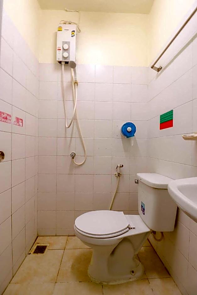 OYO 583 Sweethome Guest House