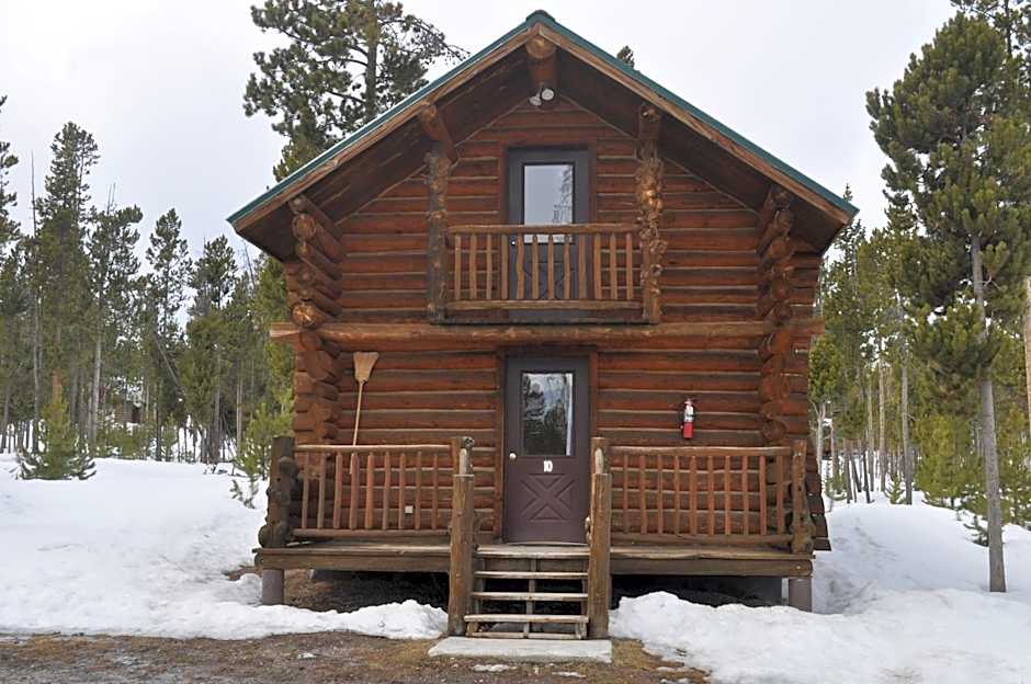 Crooked Creek Guest Ranch